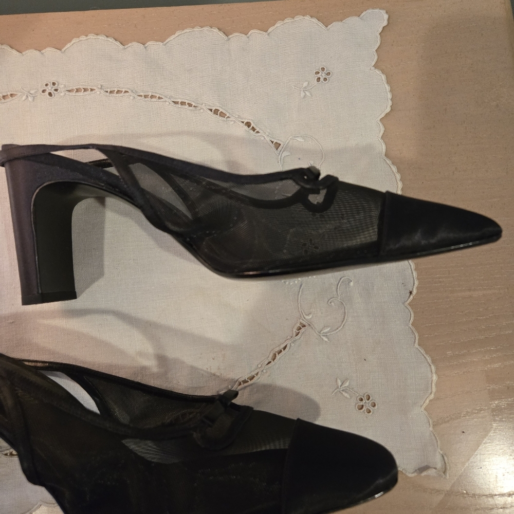 Chic Black Mesh Women's Heels with Bow Detail, Size 9.5 - Picture 6 of 13